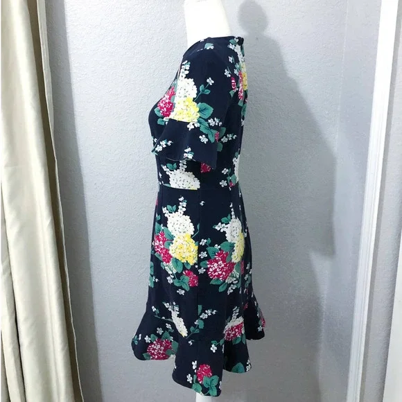 Draper James Hydrangea Row Floral Peplum Knit Ruffle Dress Size Small - Picture 4 of 8